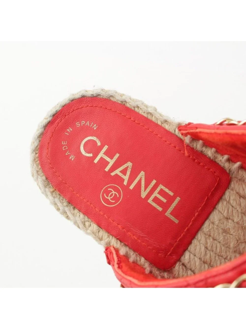 Chanel item status
